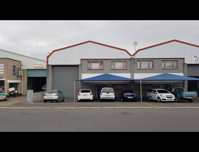 450M² FACTORY TO LET IN STIKLAND INDUSTRIAL